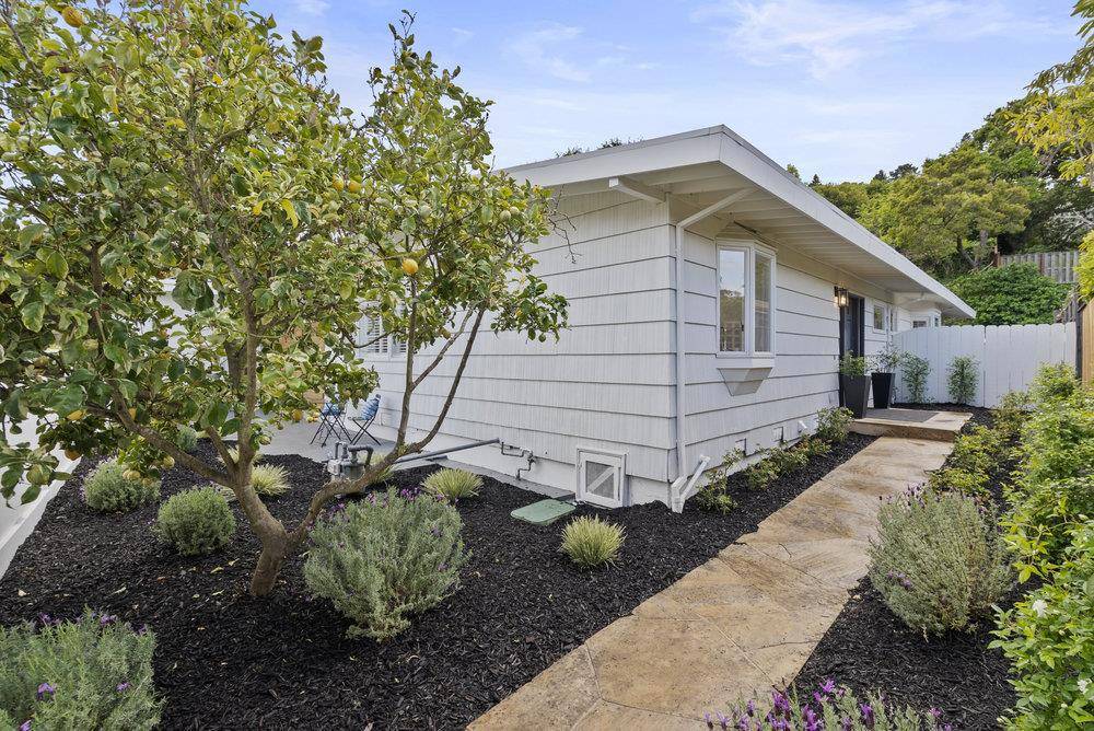 Belvedere, CA 94920,329 San Rafael AVE