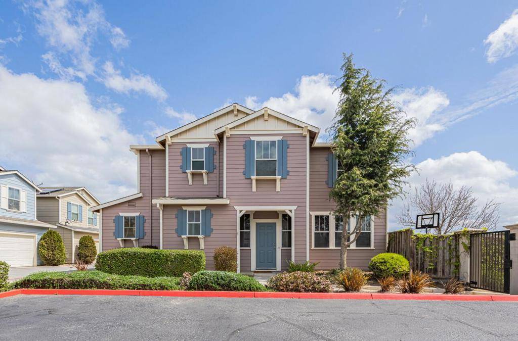 Soledad, CA 93960,271 Azalea PL