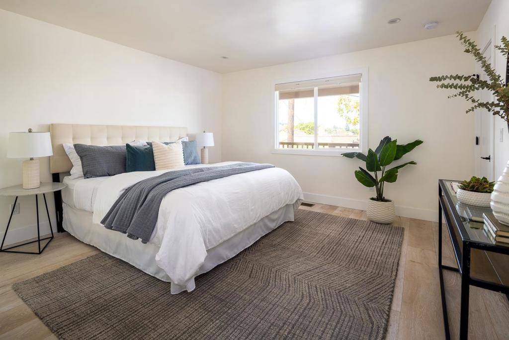 San Carlos, CA 94070,411 Ridge RD