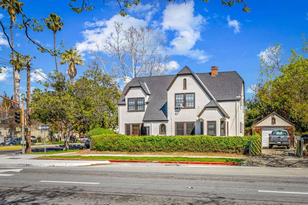 San Jose, CA 95112,E Reed ST