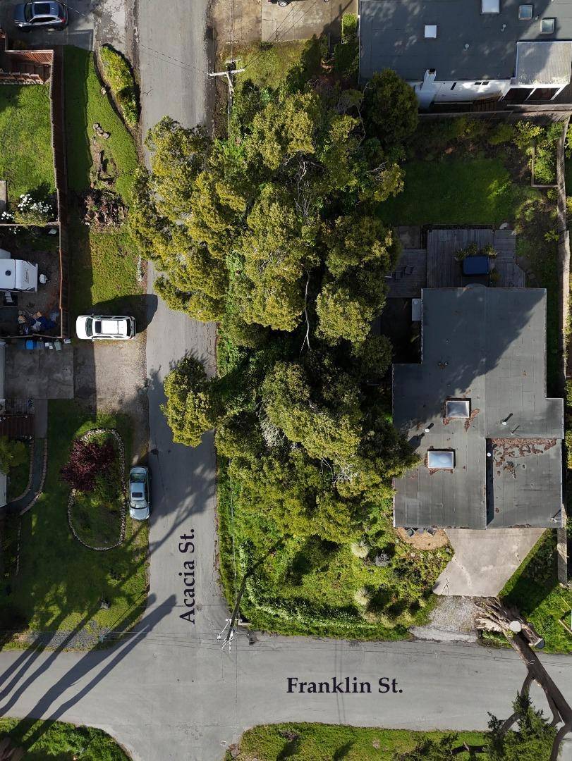 Montara, CA 94037,0 Acacia Streert