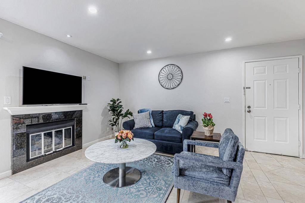 Pacheco, CA 94553,94 Elder DR #F