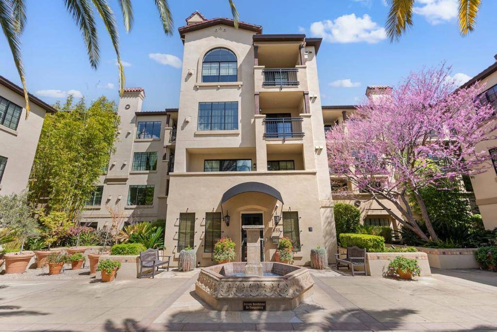 San Carlos, CA 94070,618 Walnut ST #403