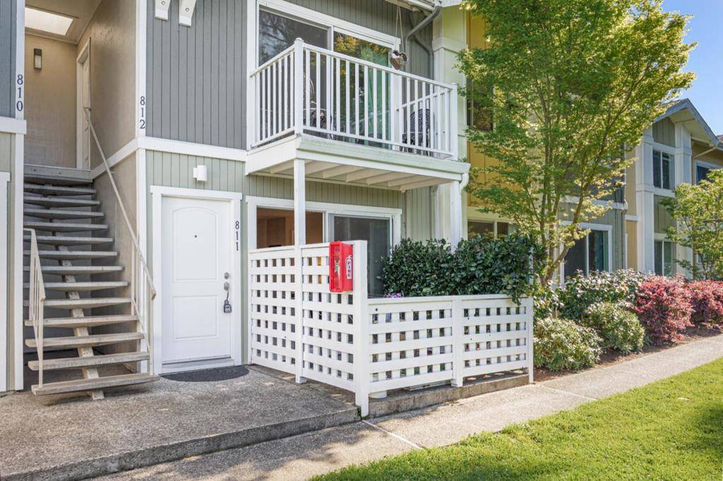 Santa Cruz, CA 95062,755 14th AVE #811