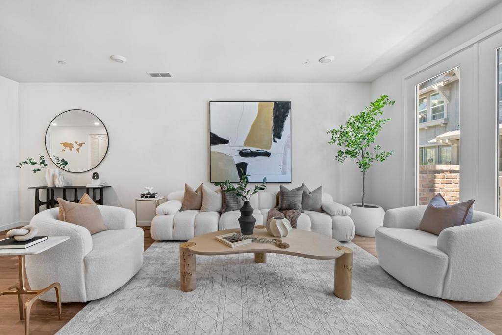 Sunnyvale, CA 94085,822 Julian TER #4