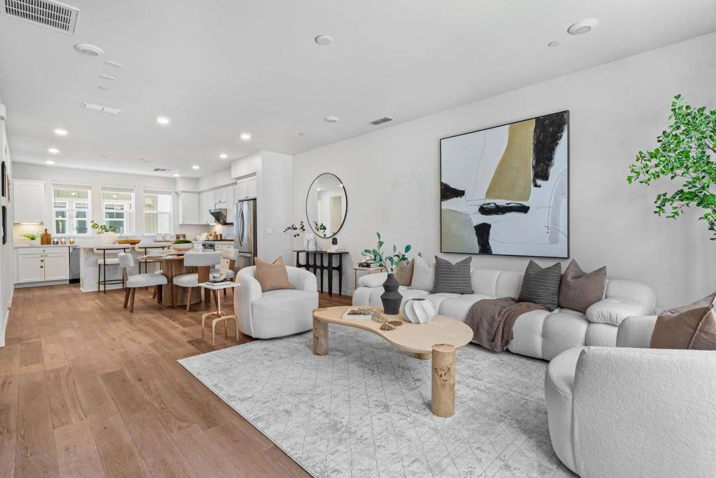 Sunnyvale, CA 94085,822 Julian TER #4