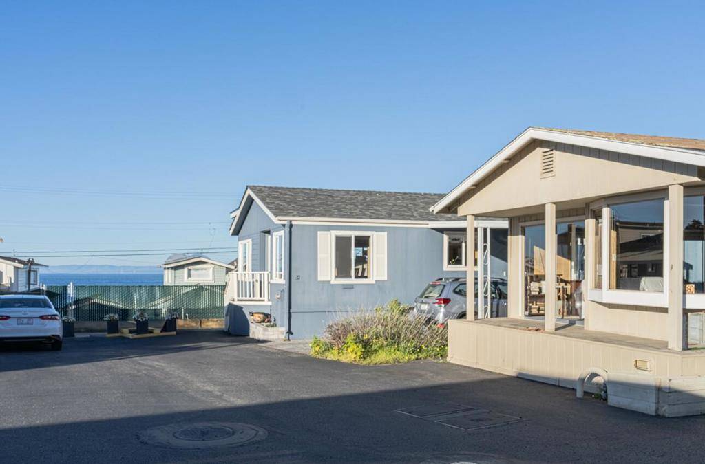 Pacific Grove, CA 93950,700 Briggs AVE