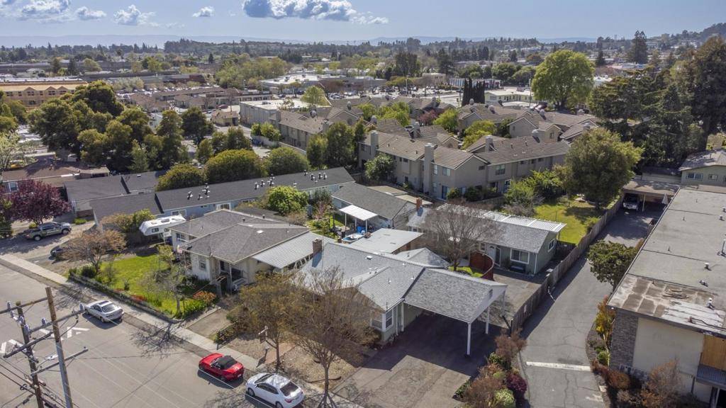 Castro Valley, CA 94546,20575 Forest AVE