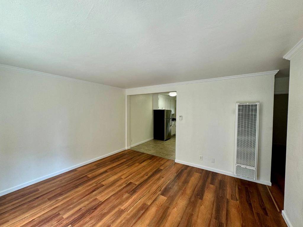 South San Francisco, CA 94080,124 Southwood