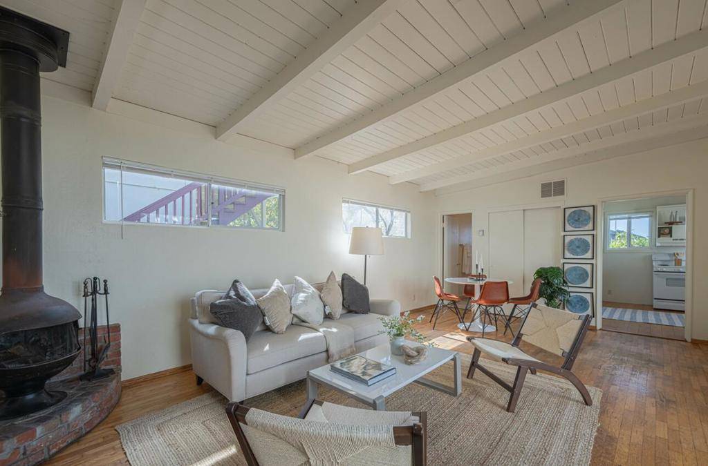 Pacific Grove, CA 93950,1208 Presidio BLVD