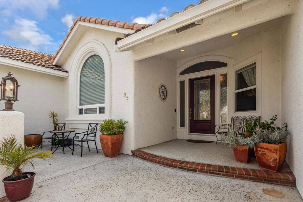 Hollister, CA 95023,95 Marcus CT