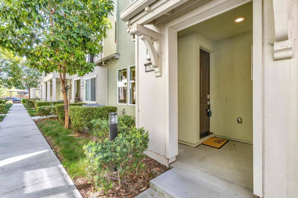 Newark, CA 94560,37634 Cape Cod RD