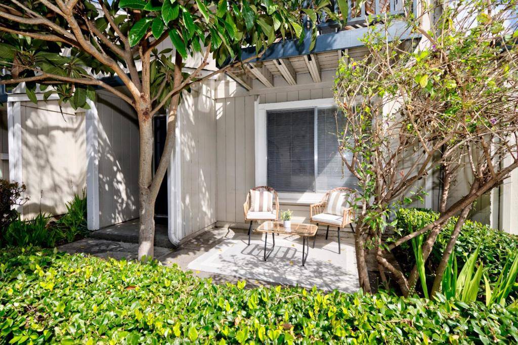 Union City, CA 94587,4210 Comet CIR