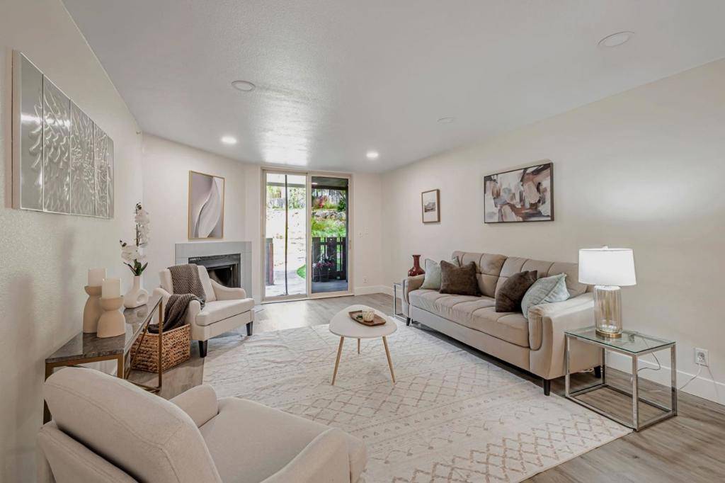 Daly City, CA 94015,331 Philip DR #106