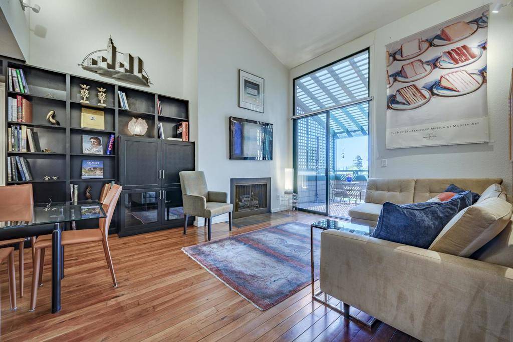 Santa Cruz, CA 95060,321 Broadway ST #B3