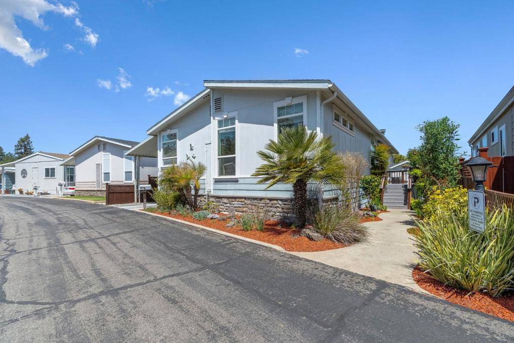 Scotts Valley, CA 95066,444 Whispering Pines