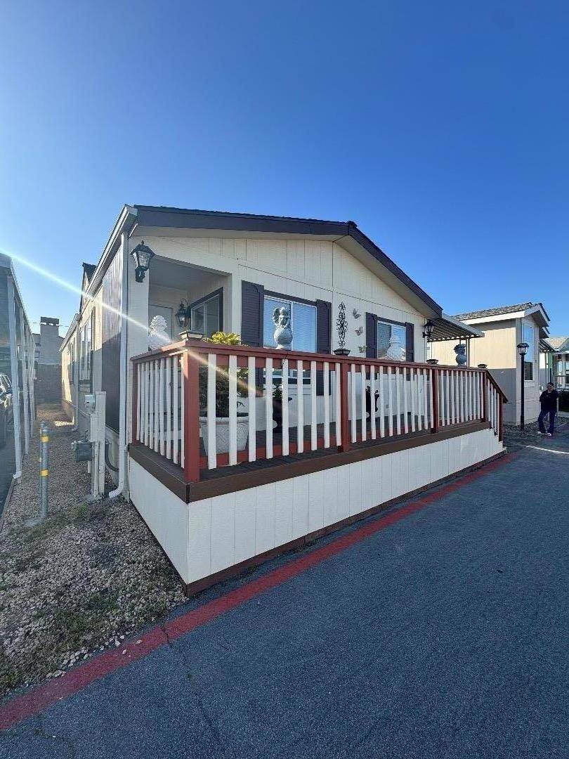 Salinas, CA 93906,20 Russell RD