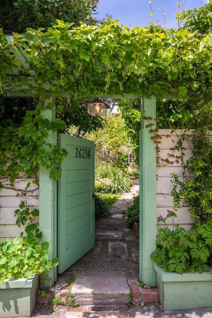 Carmel, CA 93923,26238 Carmelo ST