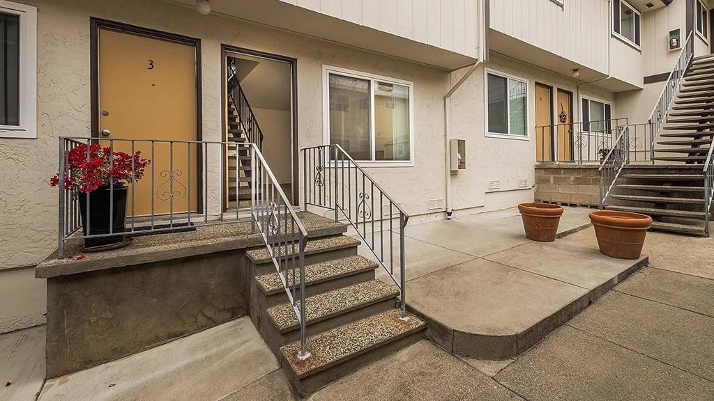 South San Francisco, CA 94080,514 Baden AVE