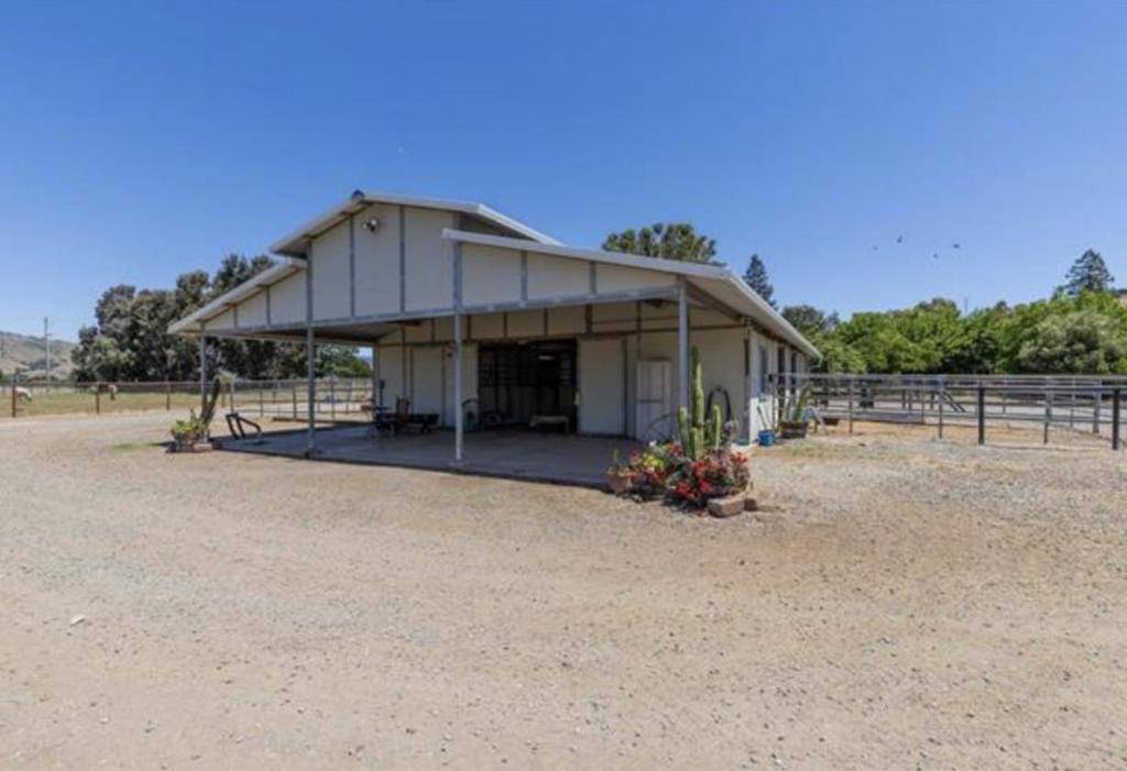 Morgan Hill, CA 95037,19963 Hale AVE