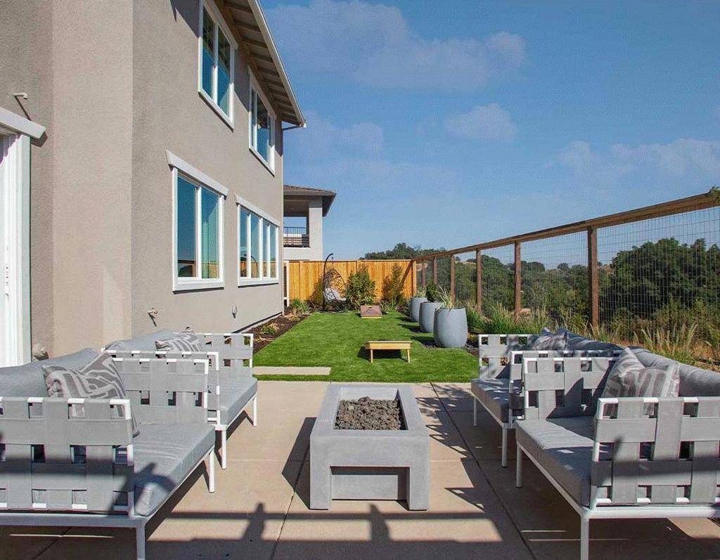 Gilroy, CA 95020,7120 Rece LN