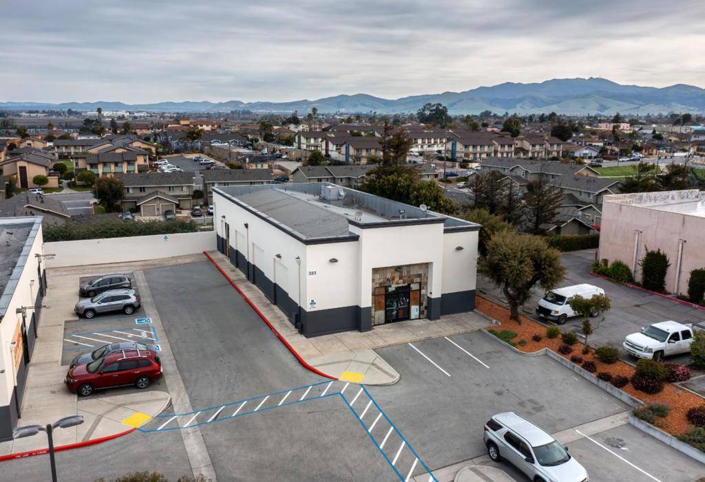 Salinas, CA 93905,515 E Alisal ST