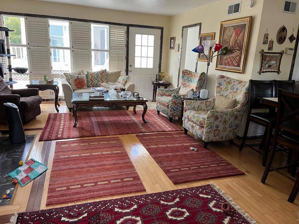 Menlo Park, CA 94025,684 Roble AVE