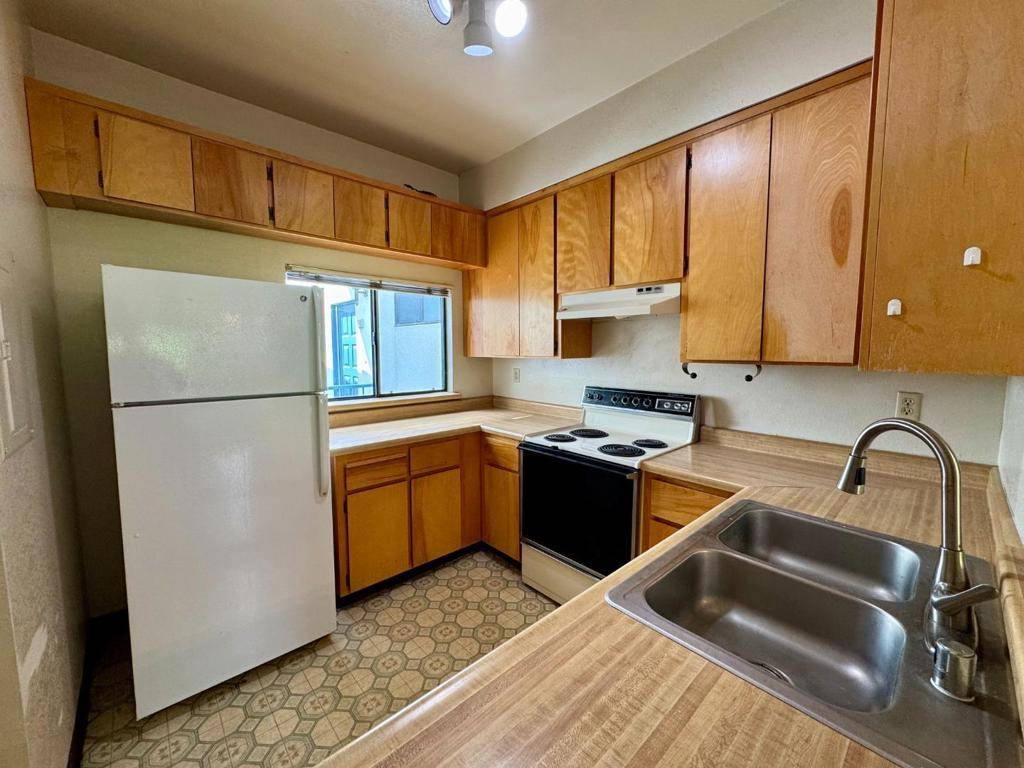 San Jose, CA 95129,4685 Albany CIR #151