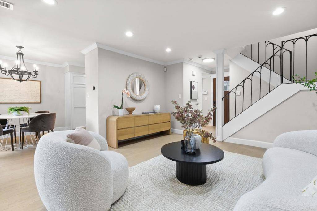 Mountain View, CA 94043,447 Lotus LN