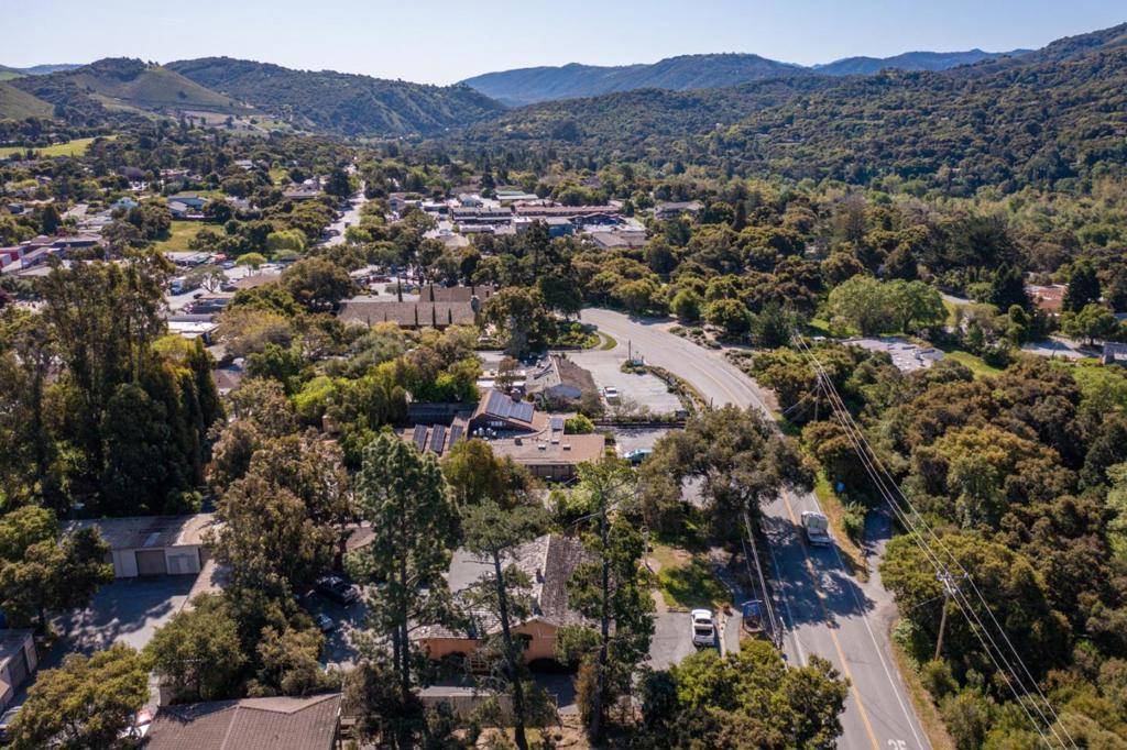 Carmel Valley, CA 93924,W Carmel Valley RD