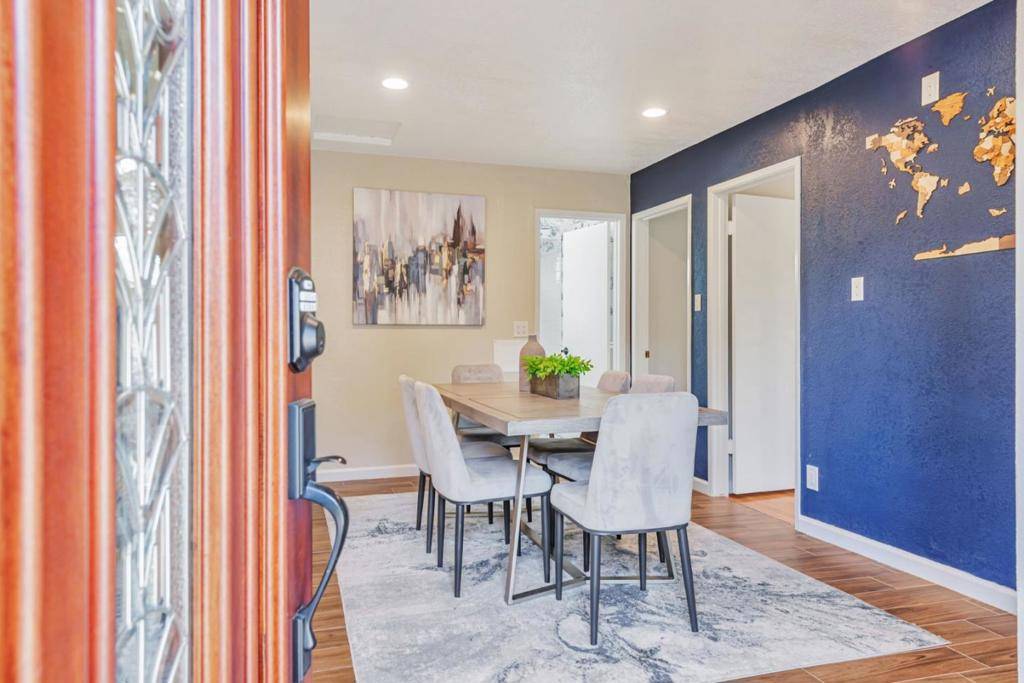 Menlo Park, CA 94025,3135 Alameda De Las Pulgas