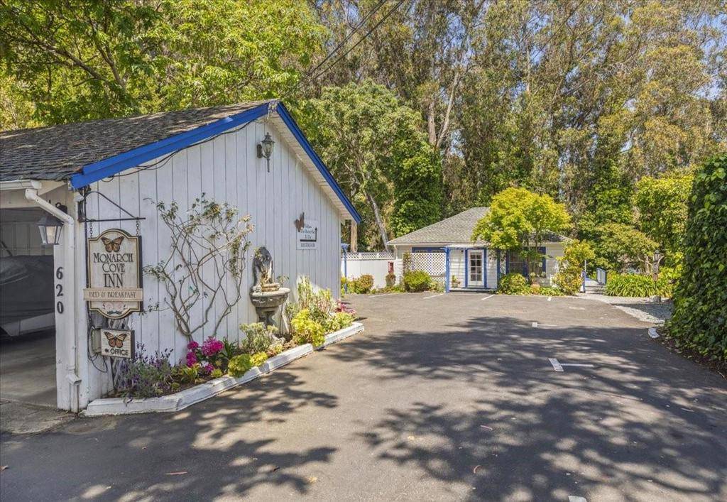 Capitola, CA 95010,620 El Salto Drive