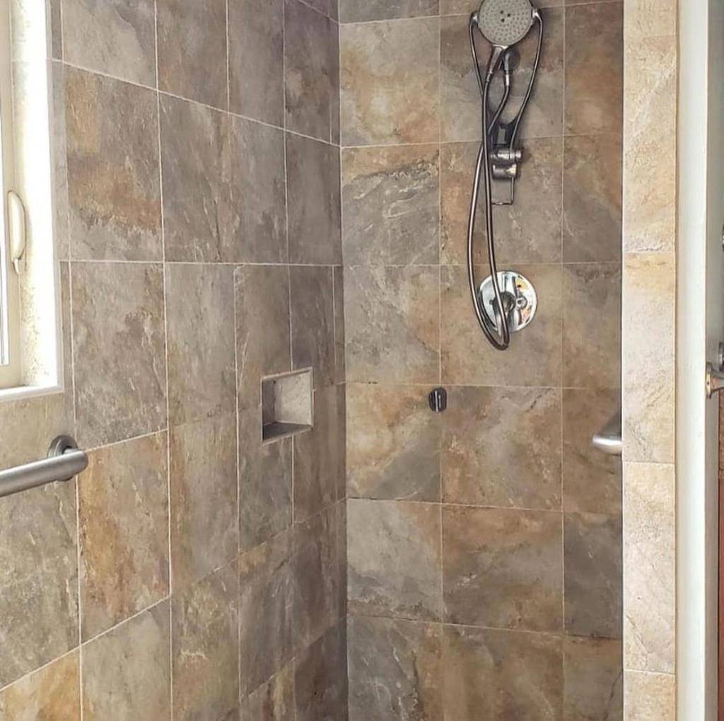 Pacifica, CA 94044,432 Heathcliff DR