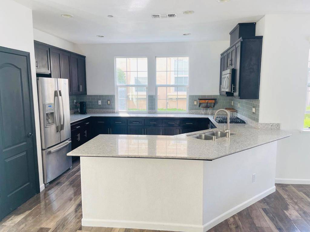 Gilroy, CA 95020,74 Caspian WAY