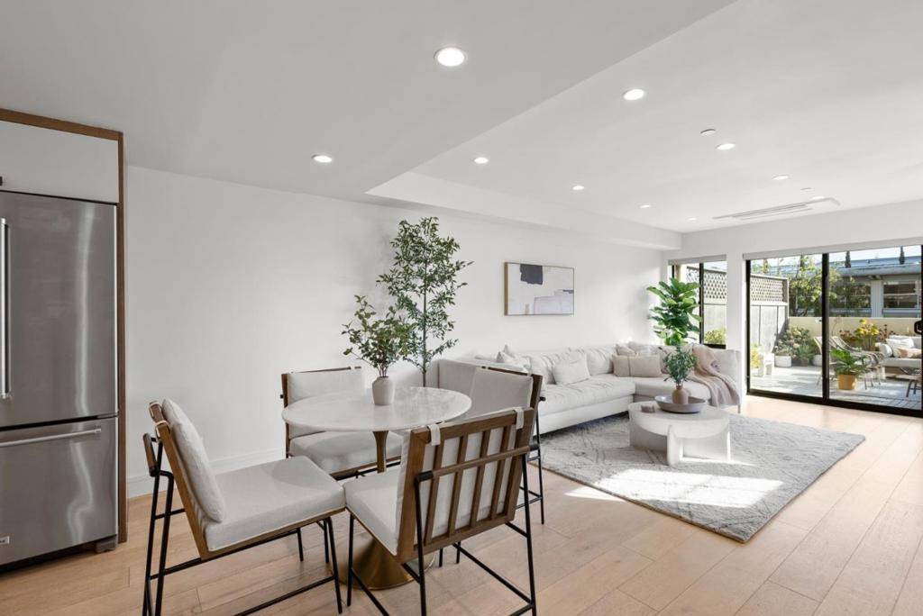 Palo Alto, CA 94301,685 High ST #2B