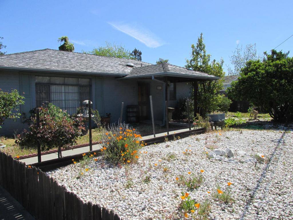 Hollister, CA 95023,861 Enterprise RD