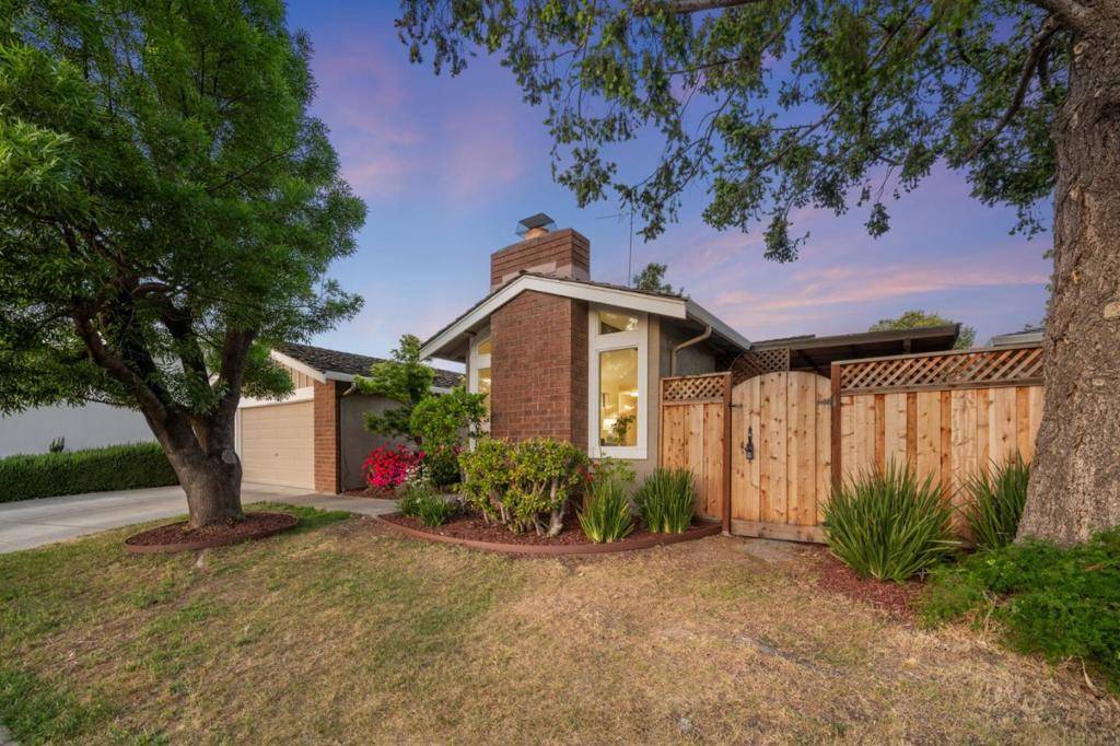 Los Gatos, CA 95032,221 Drakes Bay AVE