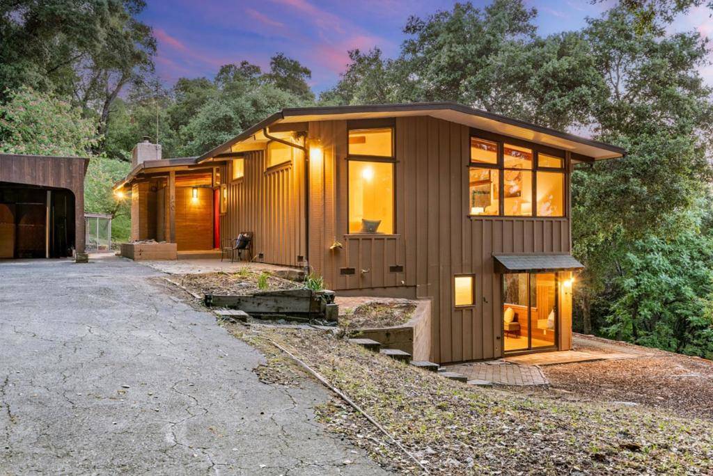 Los Gatos, CA 95032,100 Twelve Oaks RD