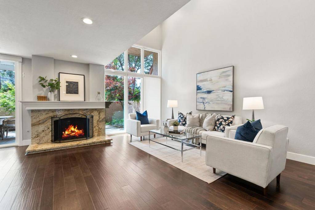 Los Gatos, CA 95032,283 Casitas Bulevar