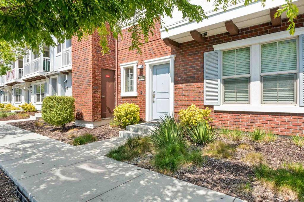 Newark, CA 94560,8629 Seawind WAY