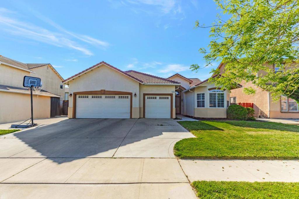 Kerman, CA 93630,839 S Susan AVE
