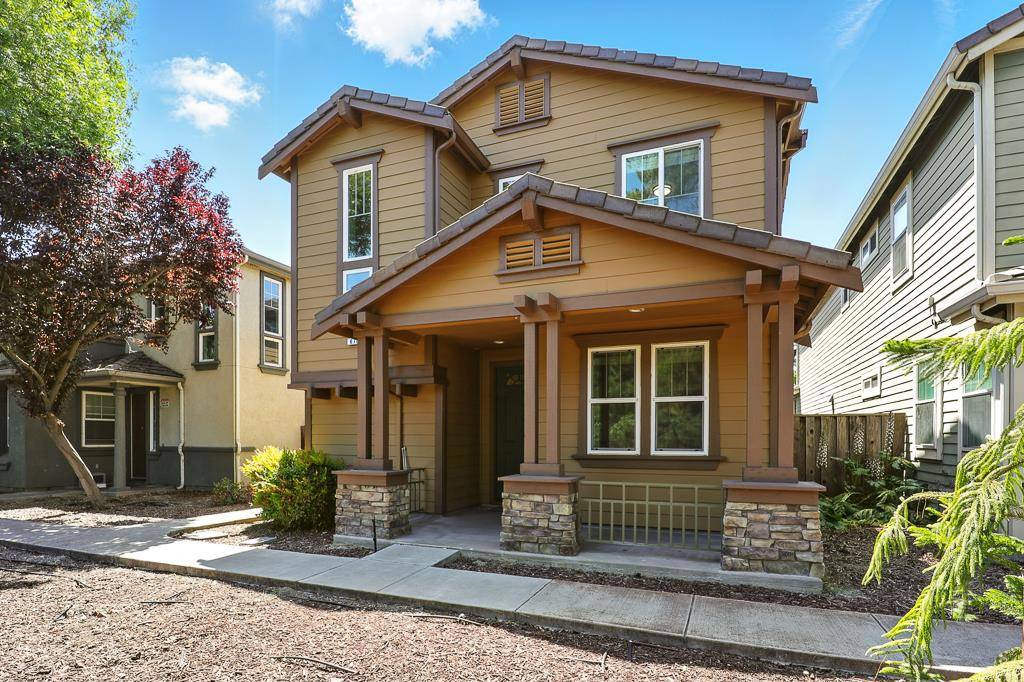 San Jose, CA 95112,670 Woodland TER