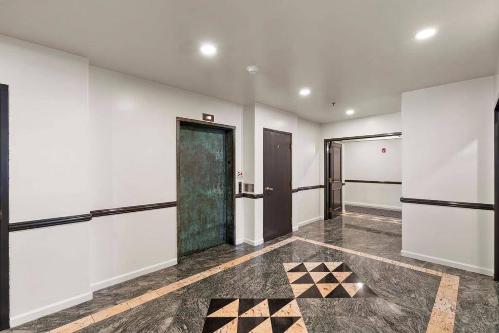 Palo Alto, CA 94306,200 Sheridan AVE #307