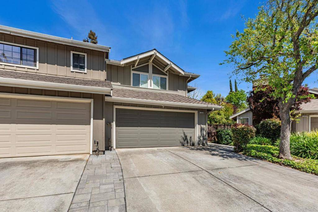 Morgan Hill, CA 95037,17510 Carriage Lamp WAY