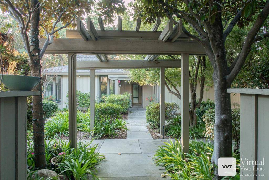Saratoga, CA 95070,14333 Saratoga AVE #14