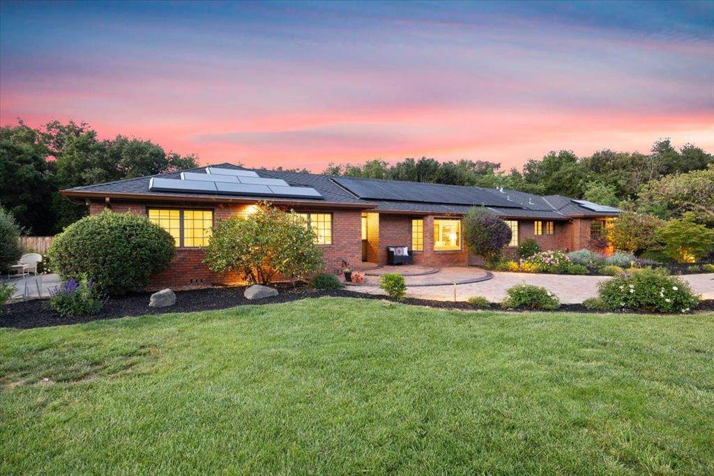 Saratoga, CA 95070,20811 Norada CT