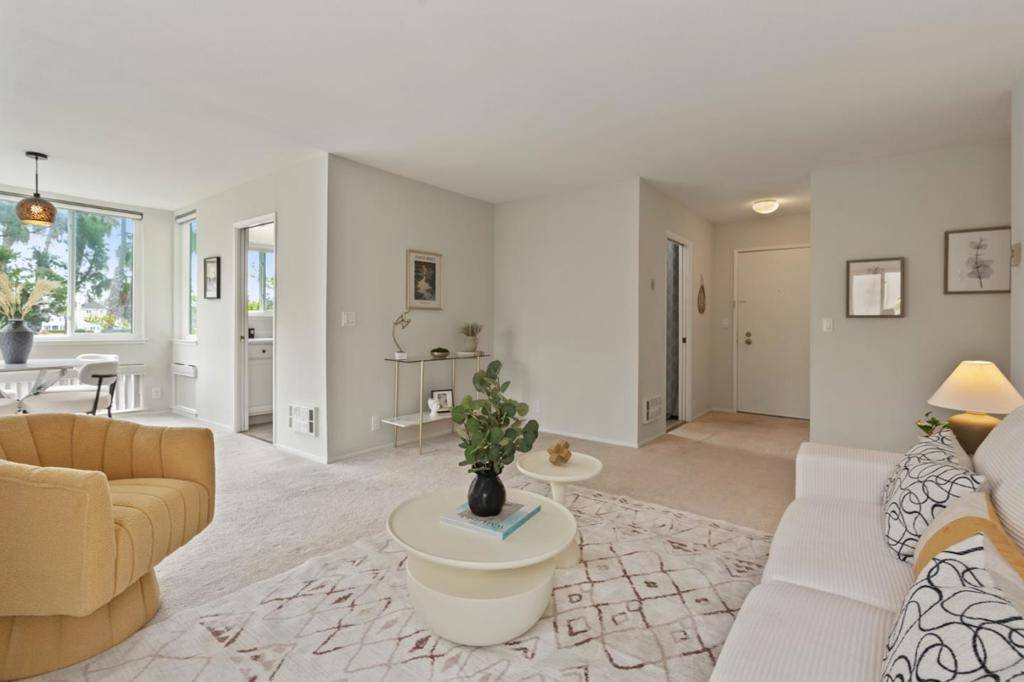 Foster City, CA 94404,918 Beach Park BLVD #53
