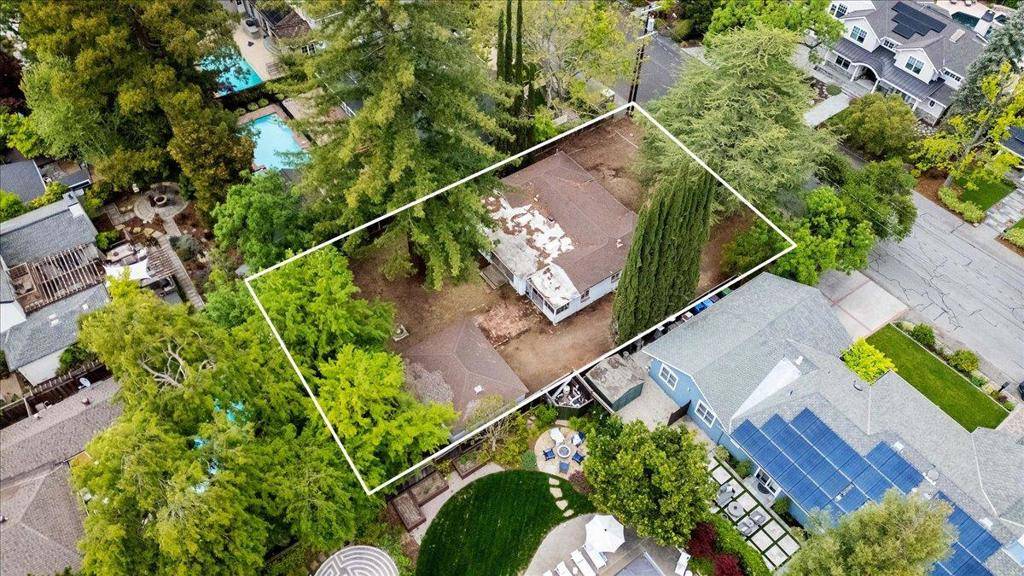 Los Gatos, CA 95032,16706 Littlefield LN