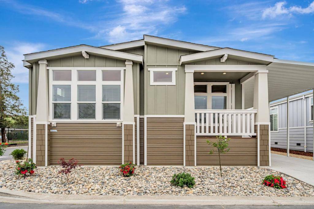 San Jose, CA 95111,238 Chateau La Salle DR