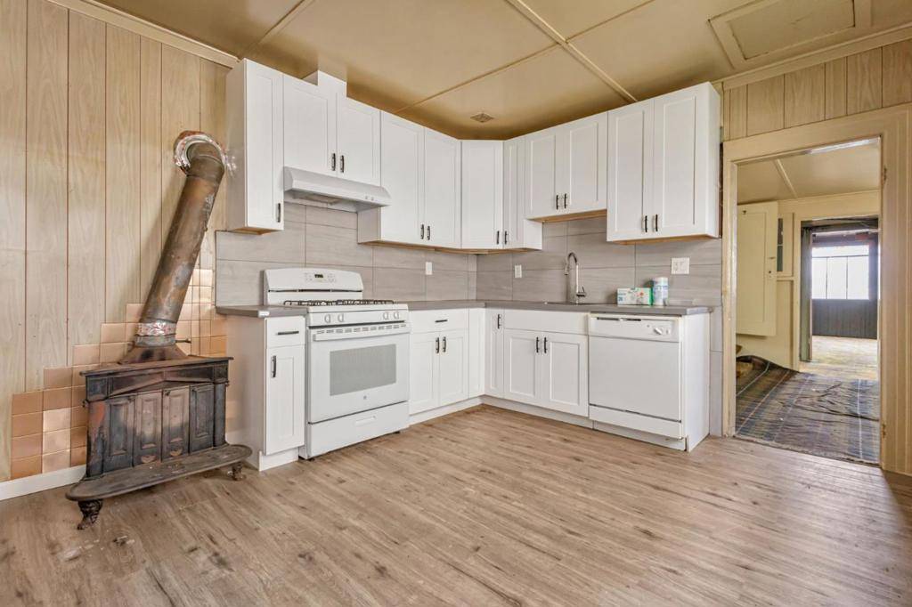 658 Lisbon ST San Francisco, CA 94112